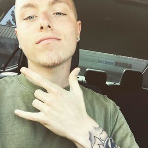 Meet your Posher, Nick